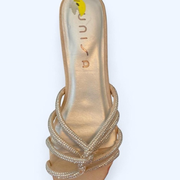 Elegant Gold Strappy Women's rhinestone Sandals Unisa 9 - Picture 1 of 4